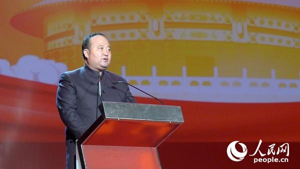 ���H�����A��ˇ�g�F�F�L���档�O���O �z